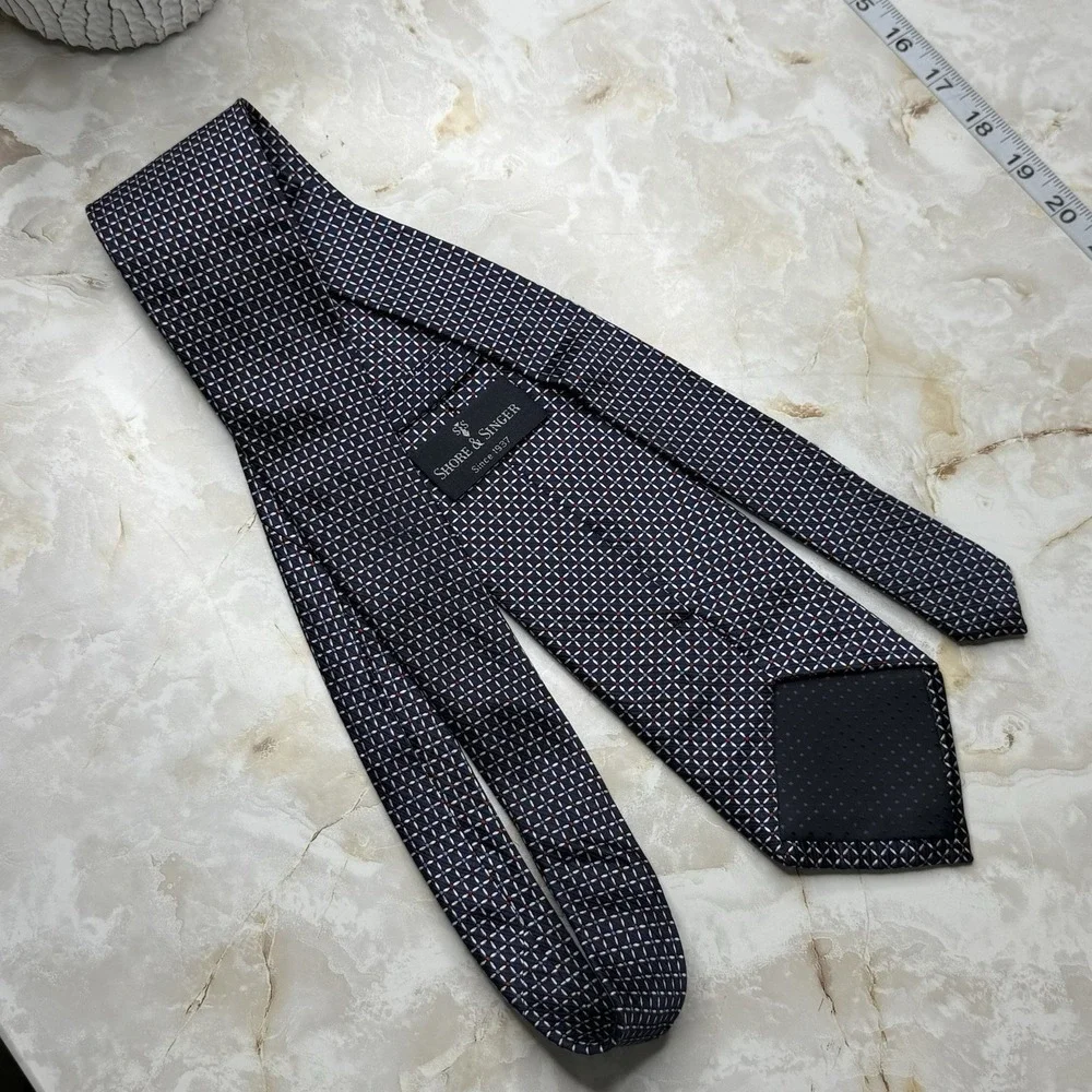 Shore & Singer Navy Geometric Square Navy Silk Tie‎ 3 5/8